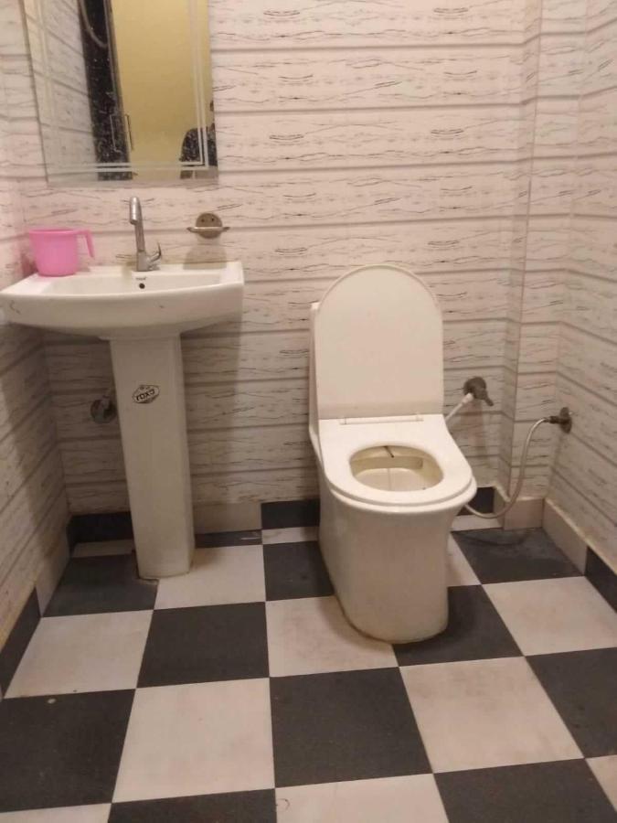 Spot On Hotel Masuri Мератх Экстерьер фото