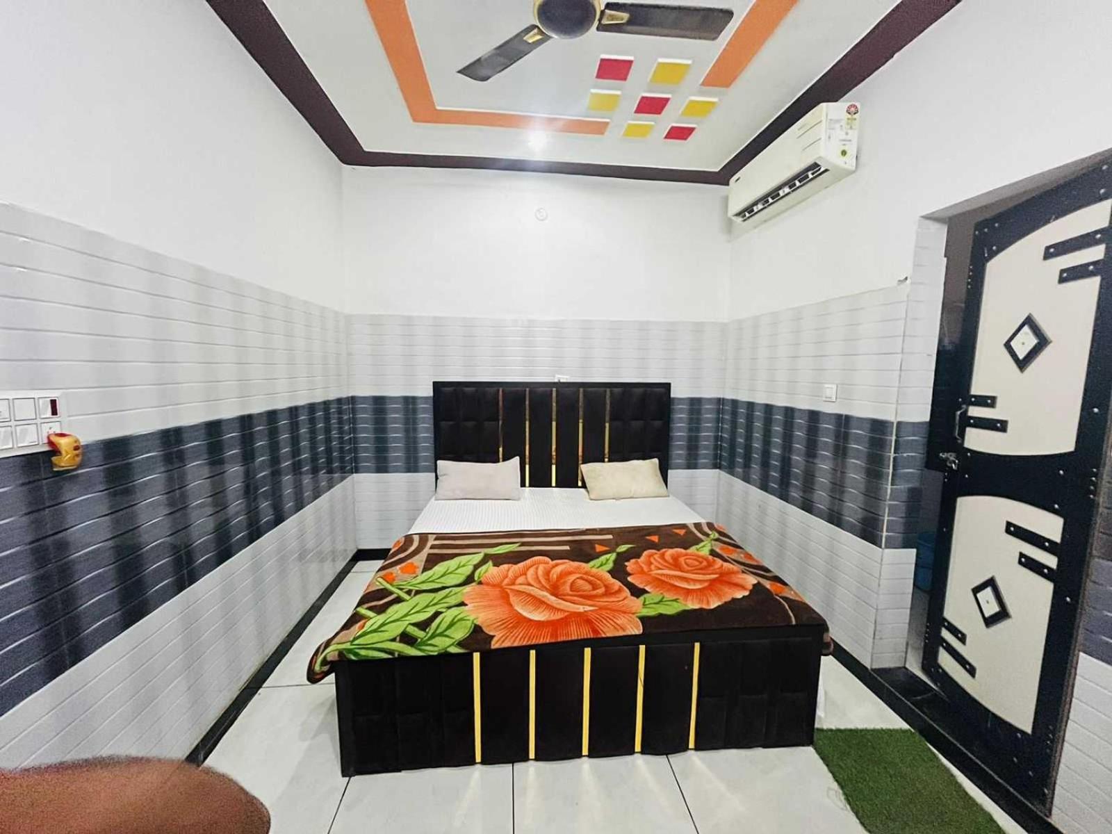 Spot On Hotel Masuri Мератх Экстерьер фото